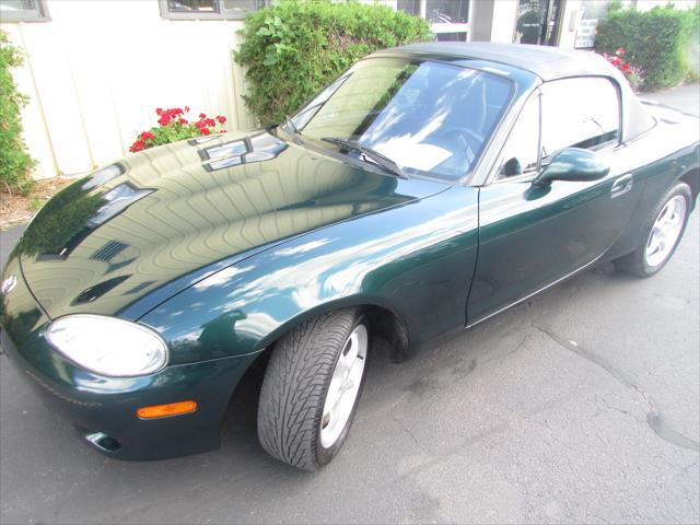 used 2002 Mazda MX-5 Miata car, priced at $13,999