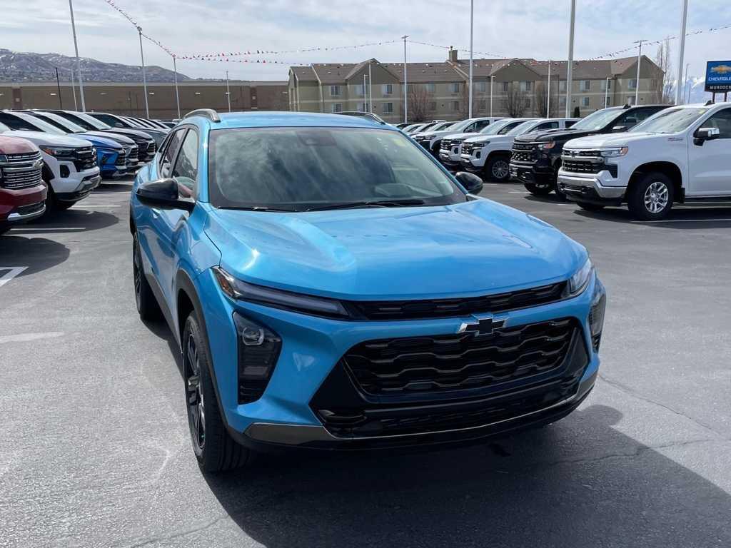 new 2025 Chevrolet Trax car, priced at $26,735