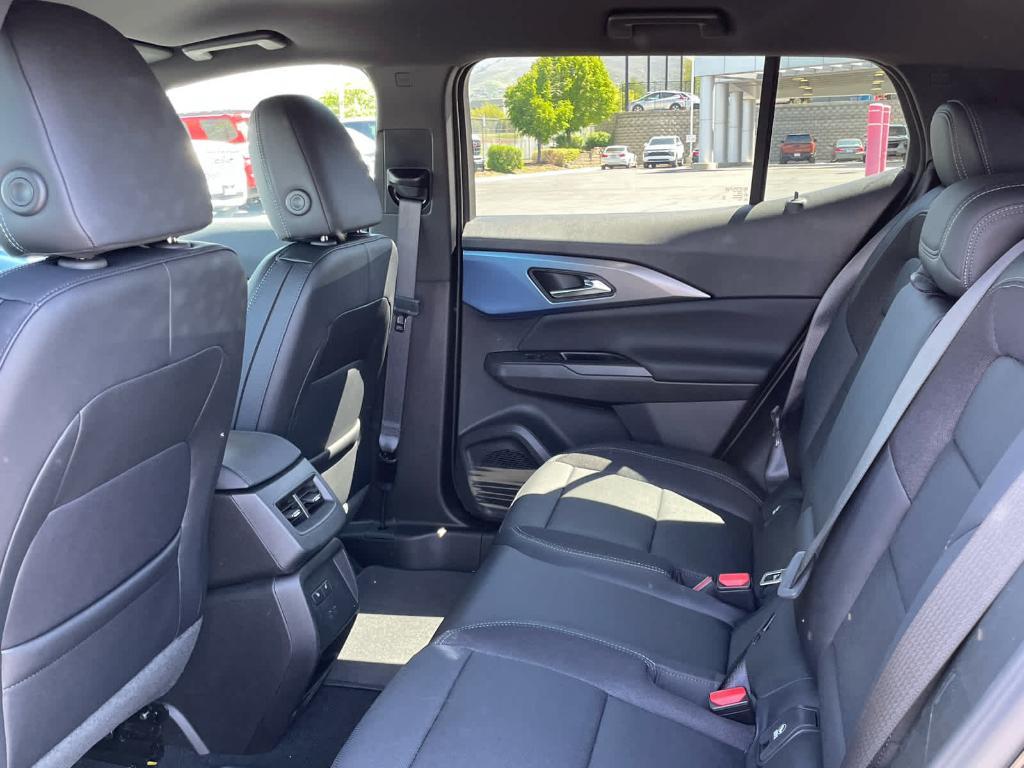 new 2025 Chevrolet Equinox EV car, priced at $43,895