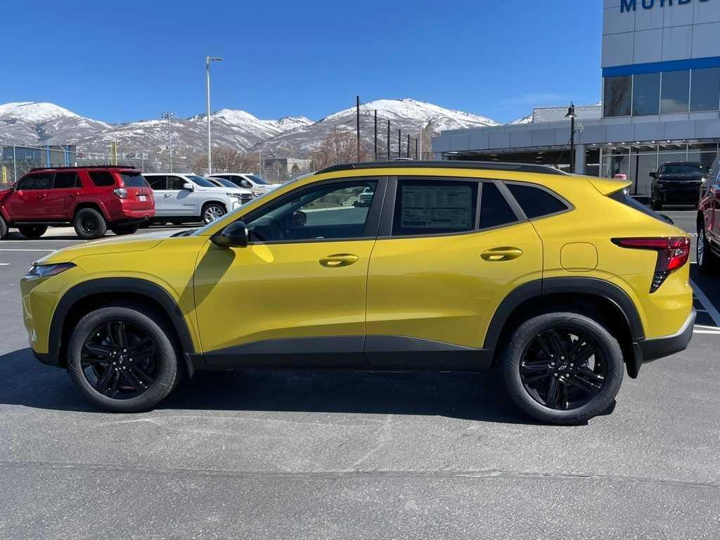 new 2025 Chevrolet Trax car, priced at $26,735