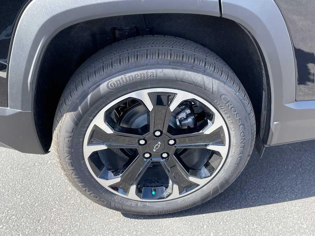 new 2025 Chevrolet Equinox car, priced at $33,575