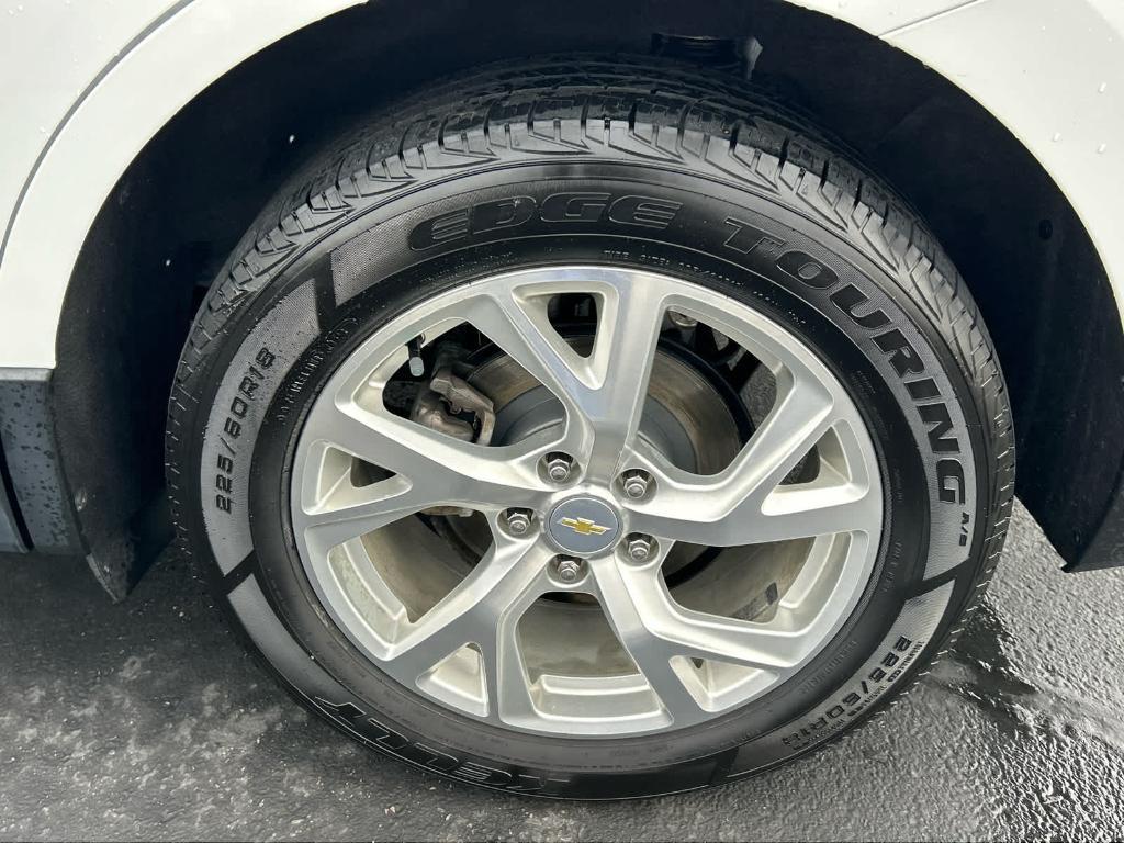 used 2020 Chevrolet Equinox car, priced at $17,907