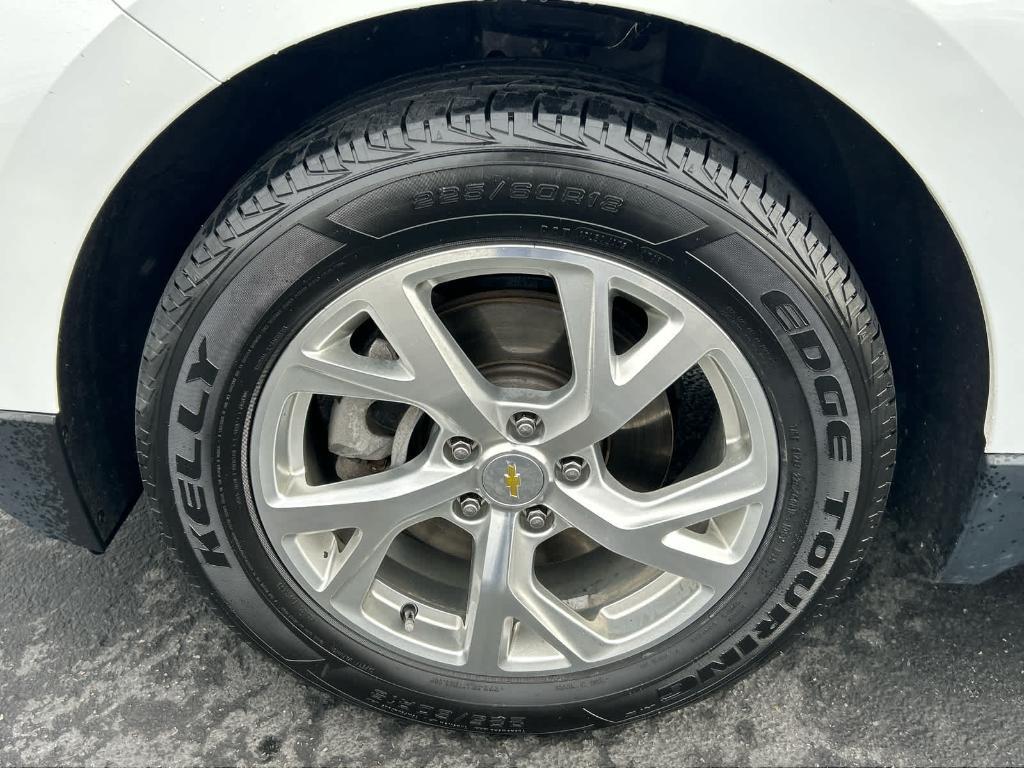 used 2020 Chevrolet Equinox car, priced at $17,907