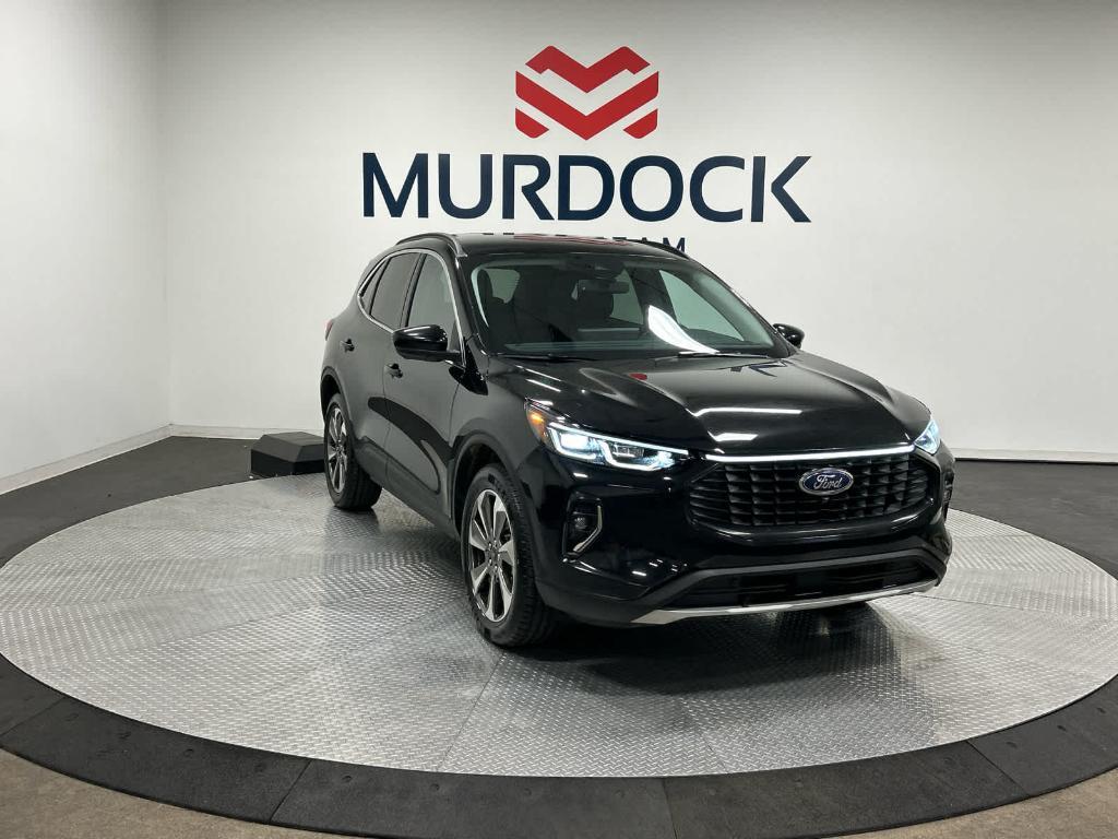 used 2023 Ford Escape car, priced at $28,822