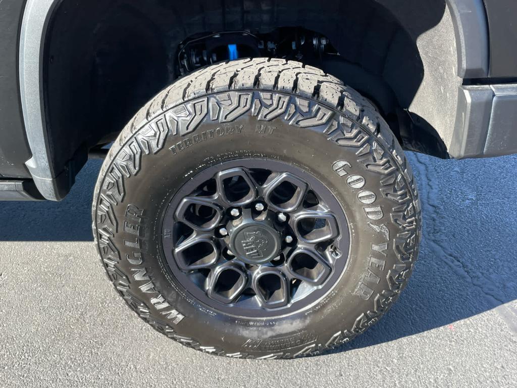 used 2024 Chevrolet Silverado 2500 car, priced at $80,922