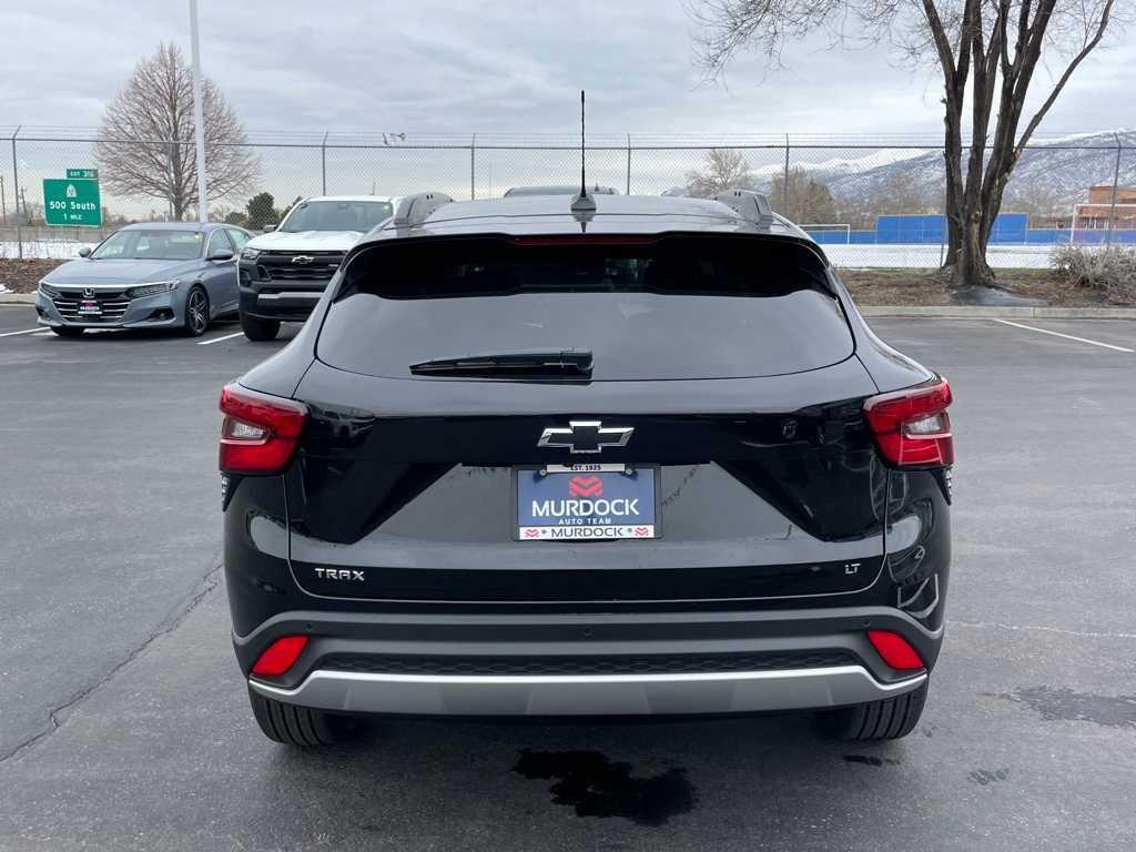 new 2025 Chevrolet Trax car, priced at $25,135