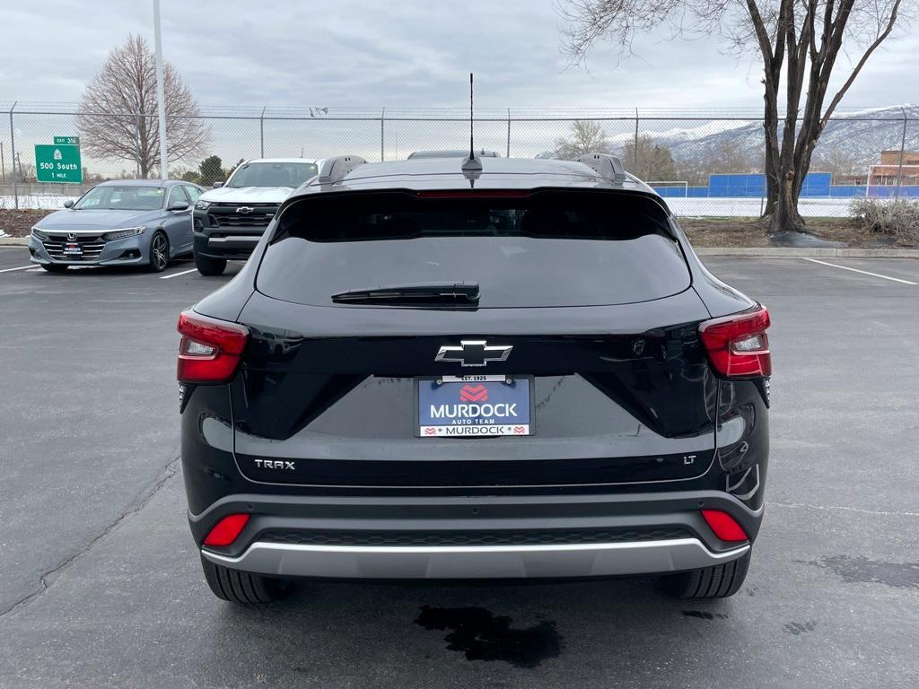 new 2025 Chevrolet Trax car, priced at $25,635