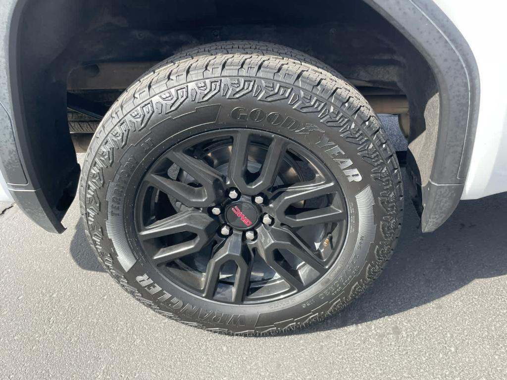 used 2024 GMC Sierra 1500 car, priced at $46,943