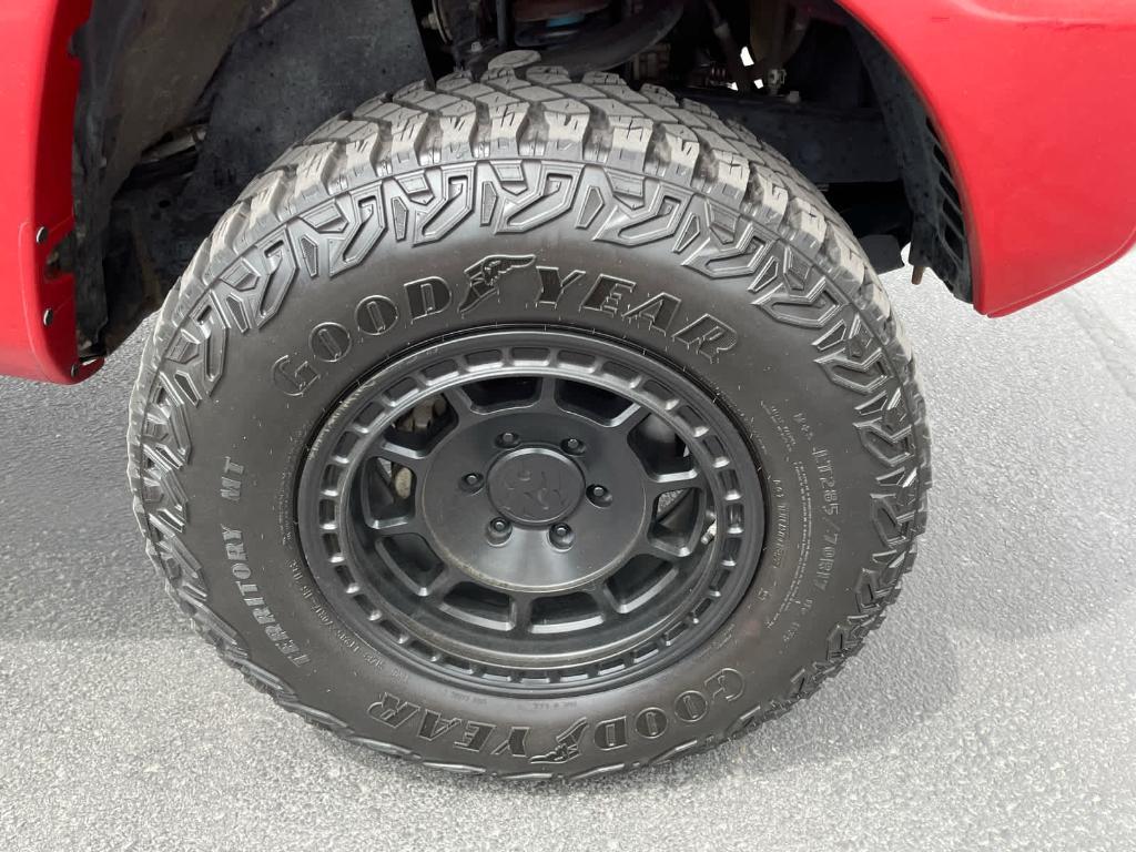 used 2012 Toyota Tacoma car, priced at $17,900