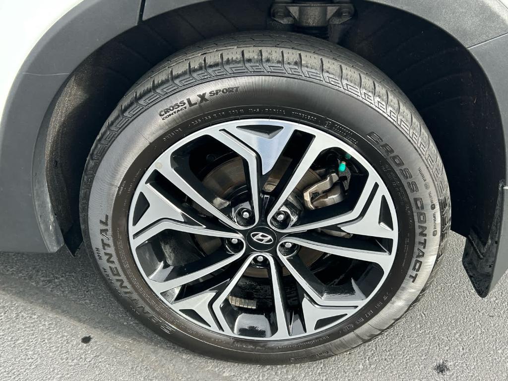 used 2020 Hyundai Santa Fe car, priced at $23,400