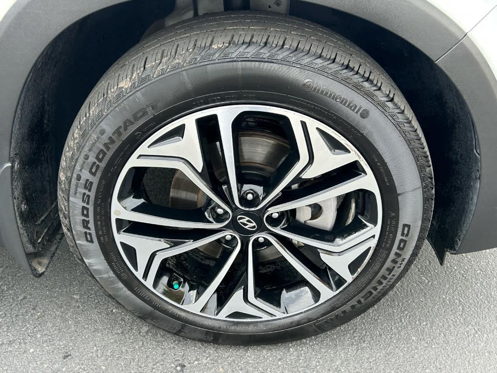 used 2020 Hyundai Santa Fe car, priced at $23,400