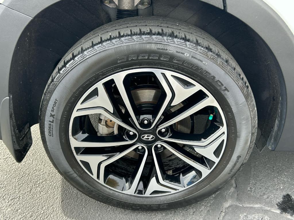 used 2020 Hyundai Santa Fe car, priced at $23,400