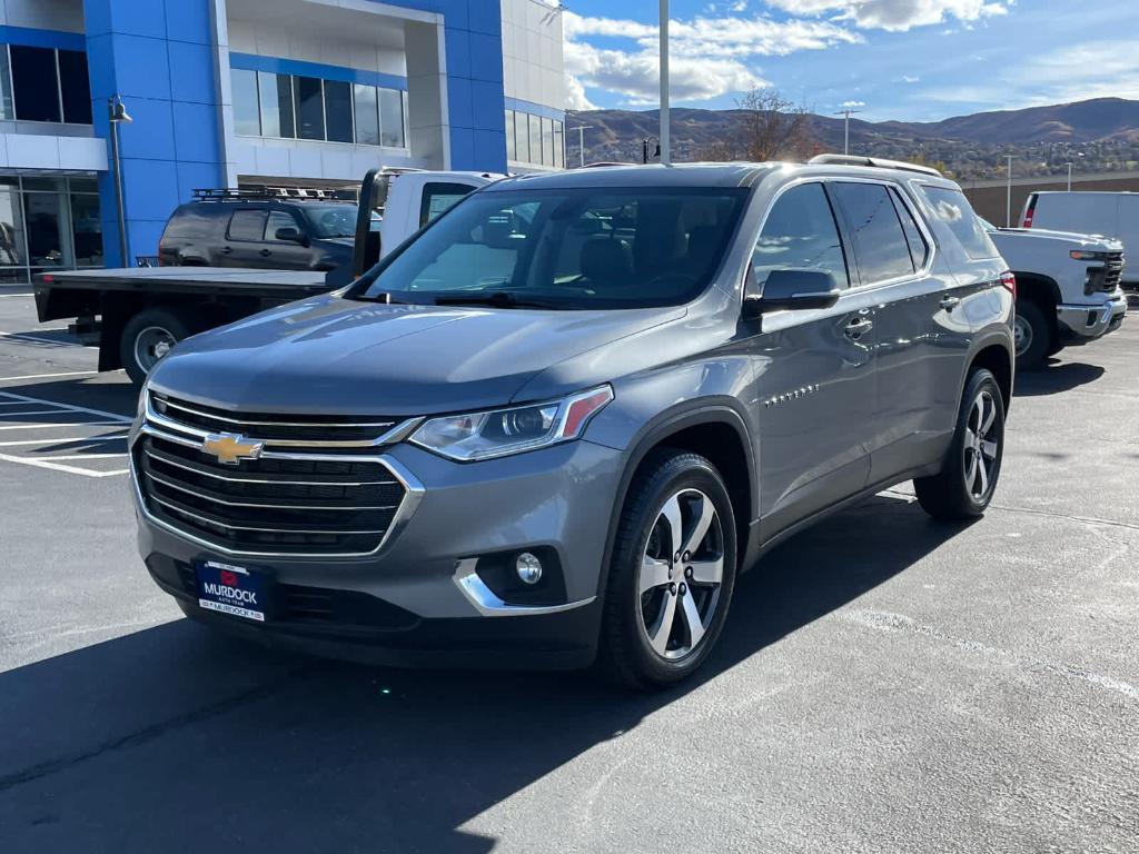 used 2021 Chevrolet Traverse car, priced at $23,900