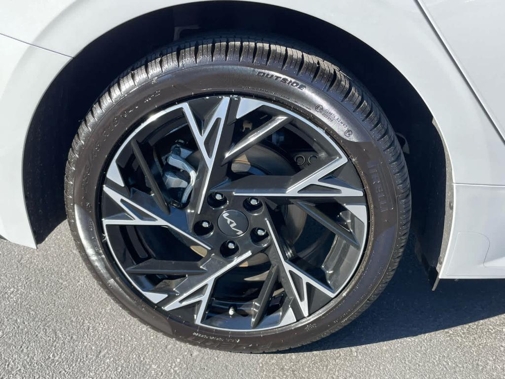 used 2025 Kia K5 car, priced at $29,506