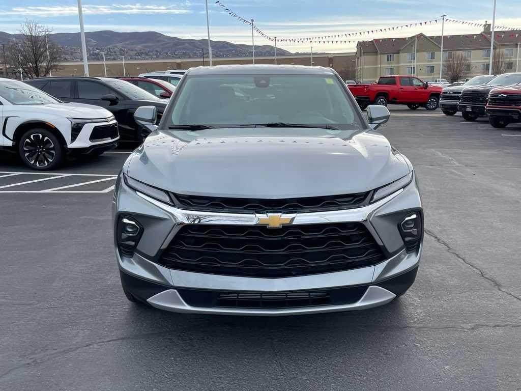 new 2025 Chevrolet Blazer car, priced at $38,440