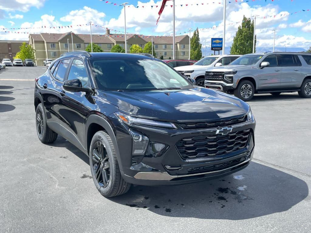 new 2025 Chevrolet Trax car, priced at $26,290