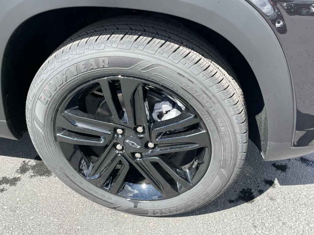 new 2025 Chevrolet Trax car, priced at $26,290