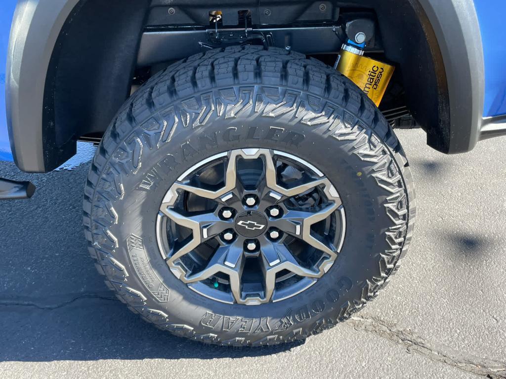 new 2026 Chevrolet Colorado car, priced at $53,370