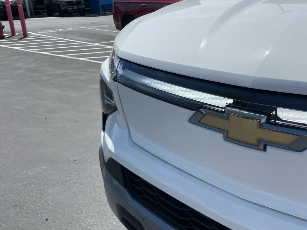new 2025 Chevrolet Silverado EV car, priced at $72,195