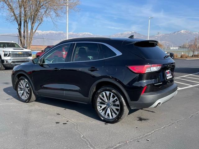 used 2022 Ford Escape car, priced at $25,804