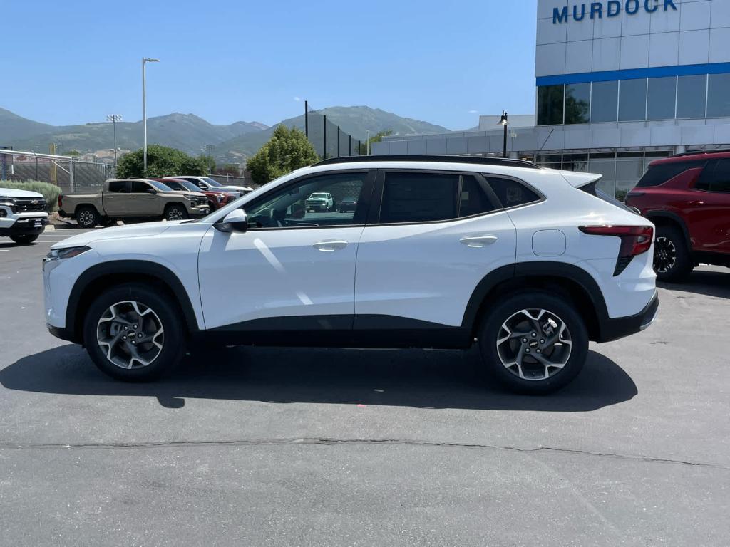 new 2025 Chevrolet Trax car, priced at $22,885