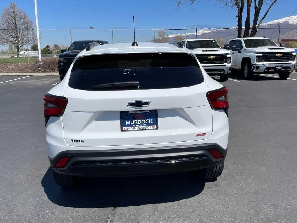 new 2025 Chevrolet Trax car, priced at $26,090
