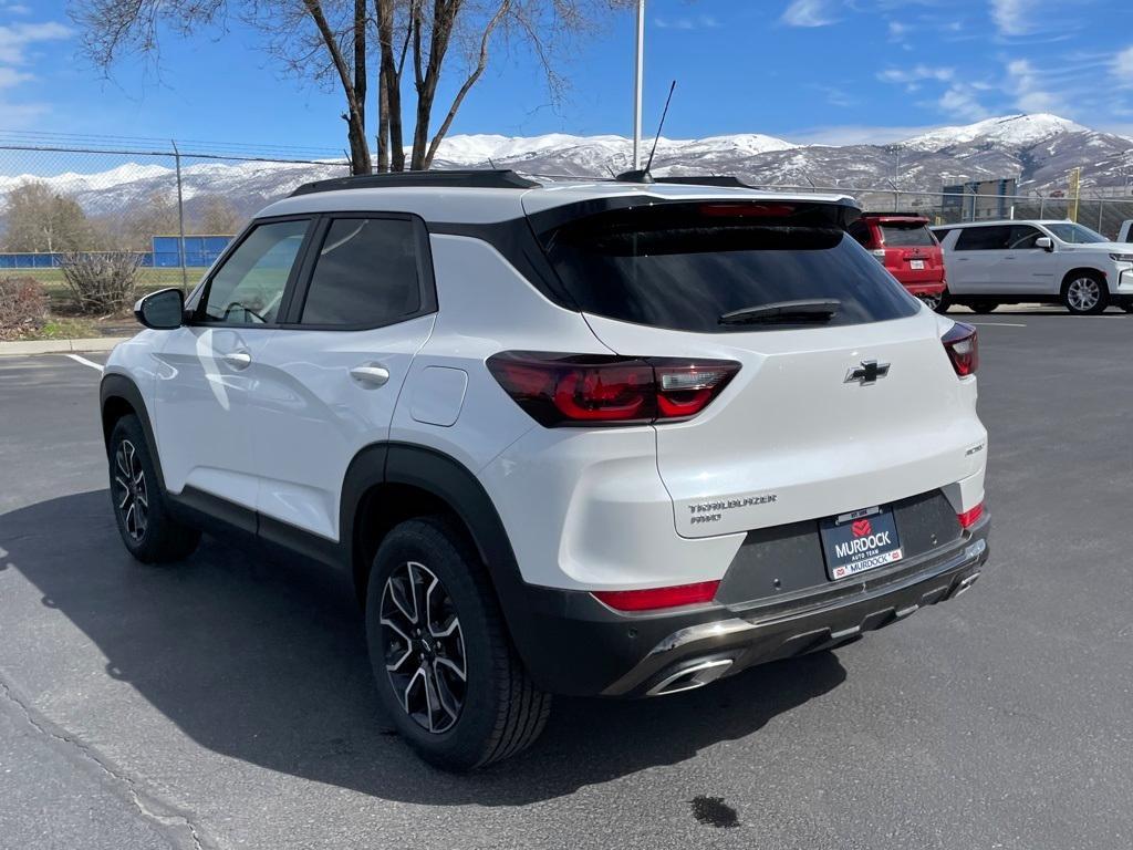new 2025 Chevrolet TrailBlazer car, priced at $34,075
