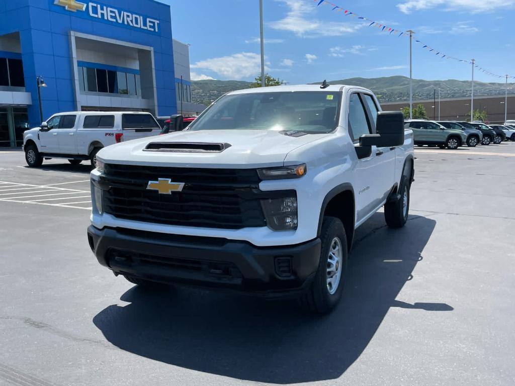 new 2025 Chevrolet Silverado 2500 car, priced at $47,945