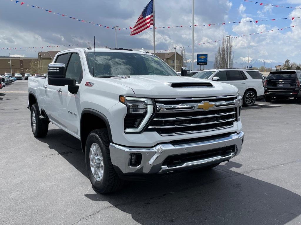 new 2025 Chevrolet Silverado 3500 car, priced at $80,535