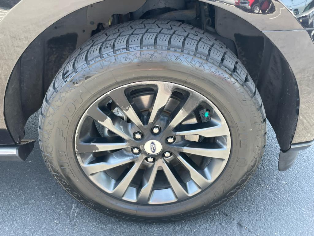 used 2021 Ford Expedition Max car, priced at $37,408