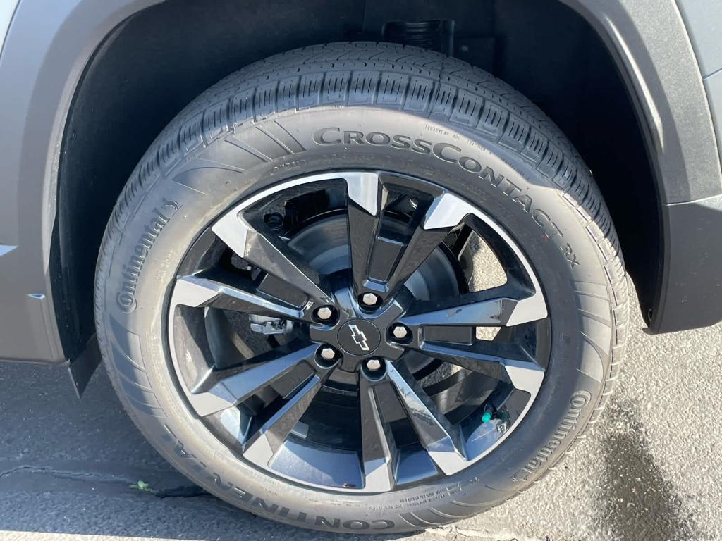 new 2026 Chevrolet Equinox car, priced at $34,145