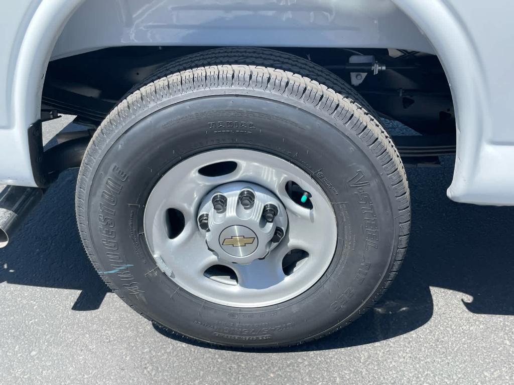 new 2025 Chevrolet Express 2500 car, priced at $47,088