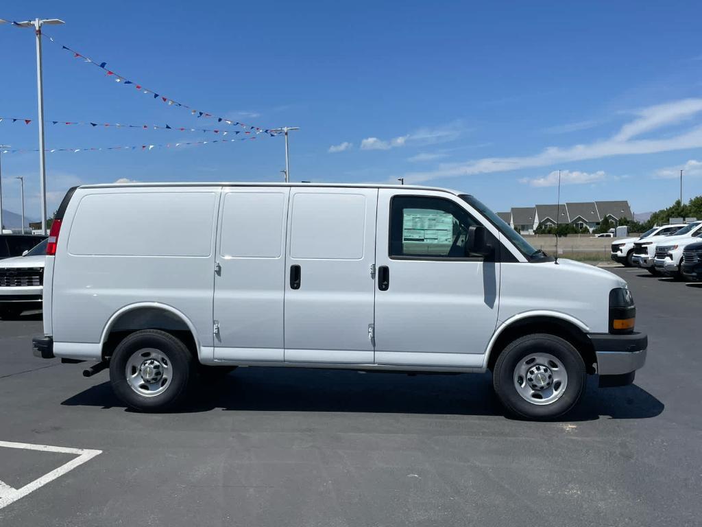 new 2025 Chevrolet Express 2500 car, priced at $47,088