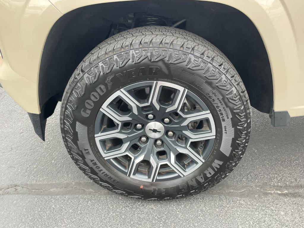 used 2024 Chevrolet Colorado car, priced at $40,601