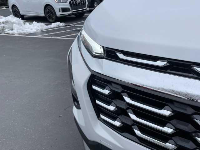 new 2025 Chevrolet Equinox car, priced at $29,330