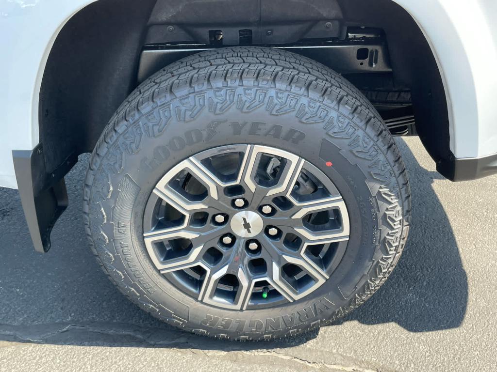 new 2026 Chevrolet Colorado car, priced at $46,665