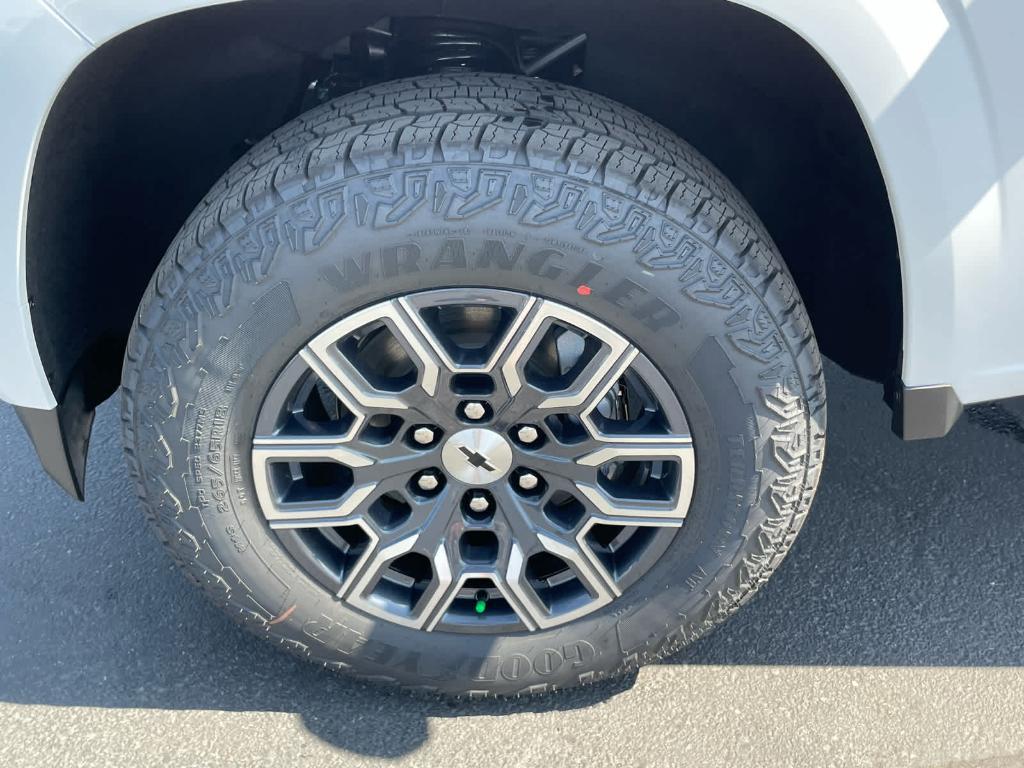 new 2026 Chevrolet Colorado car, priced at $46,665