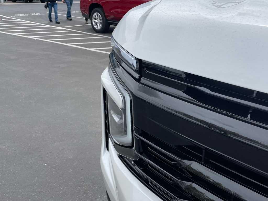 new 2025 Chevrolet Suburban car, priced at $78,840
