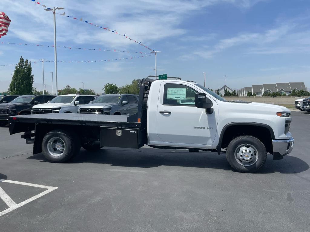 new 2025 Chevrolet Silverado 3500 car, priced at $55,813
