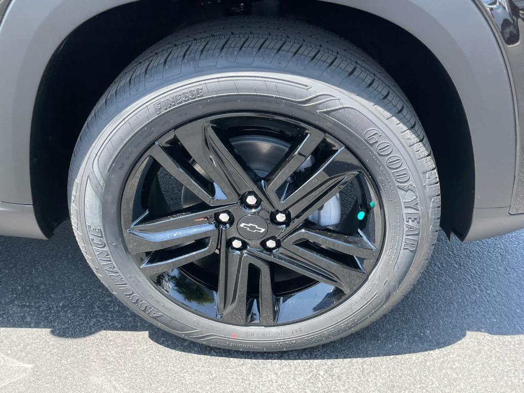 new 2025 Chevrolet Trax car, priced at $26,390