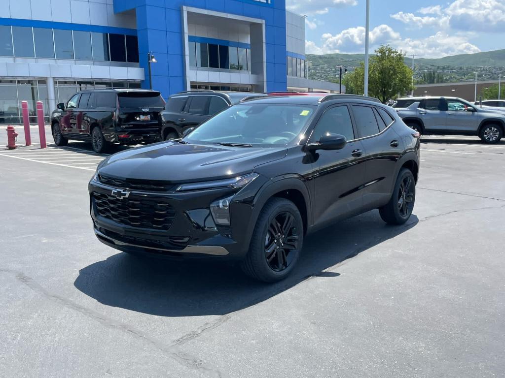 new 2025 Chevrolet Trax car, priced at $26,390