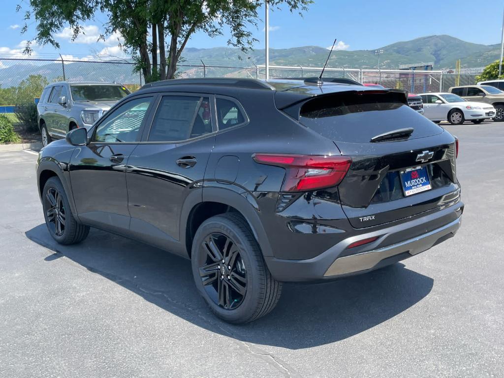 new 2025 Chevrolet Trax car, priced at $26,390