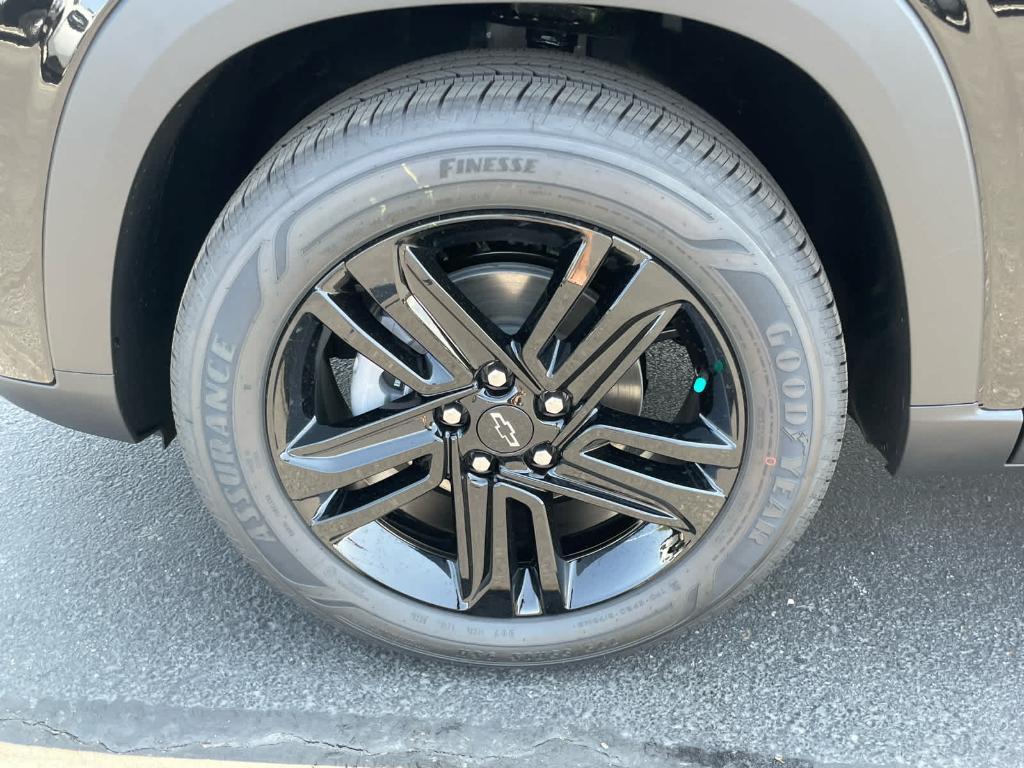 new 2025 Chevrolet Trax car, priced at $26,390