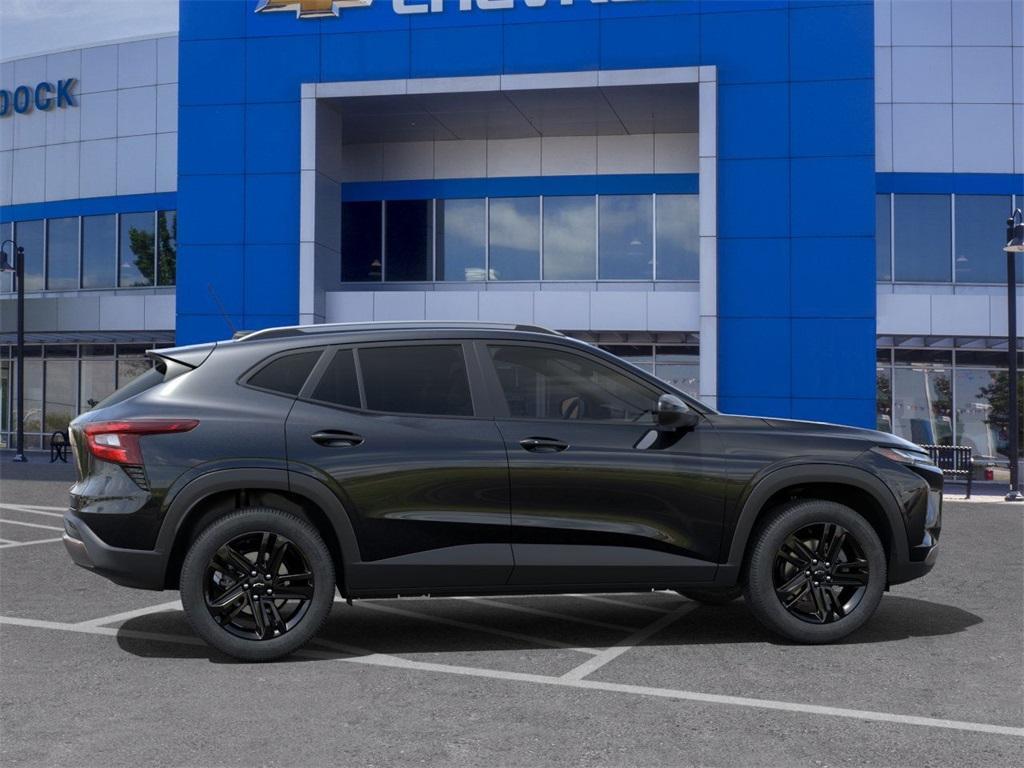 new 2025 Chevrolet Trax car