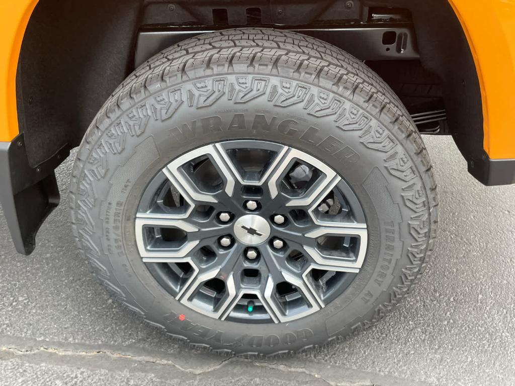 new 2025 Chevrolet Colorado car, priced at $46,270