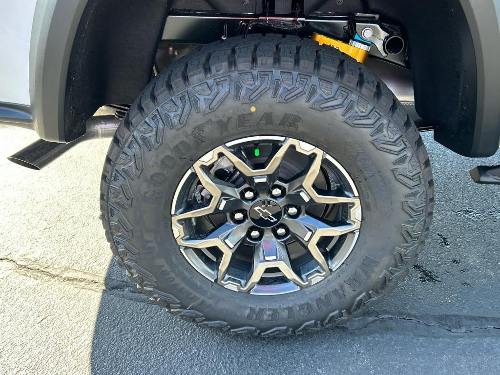 new 2026 Chevrolet Colorado car, priced at $52,370