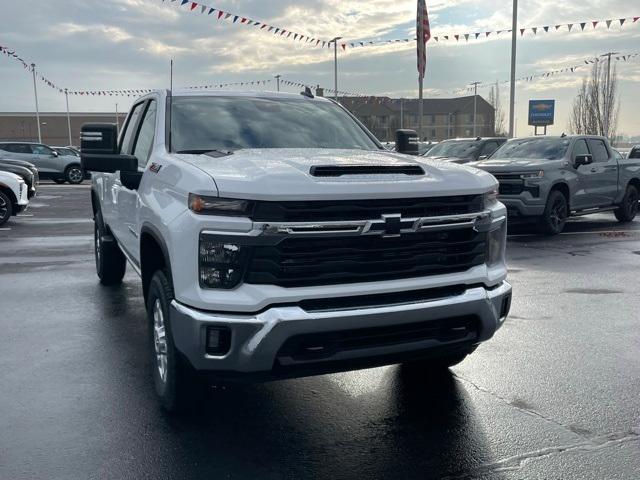 new 2025 Chevrolet Silverado 3500 car, priced at $72,385