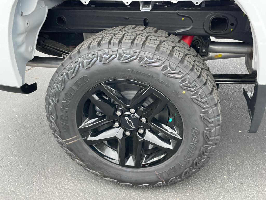 new 2025 Chevrolet Silverado 1500 car, priced at $49,340