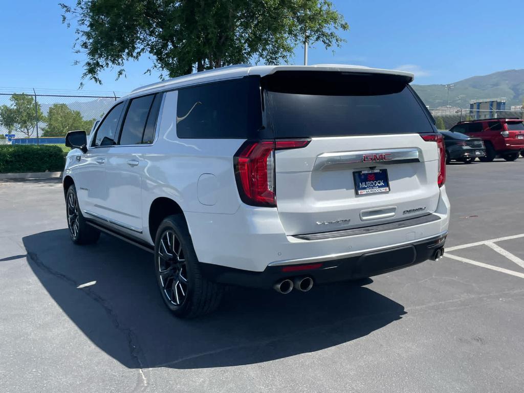 used 2023 GMC Yukon XL car, priced at $65,400