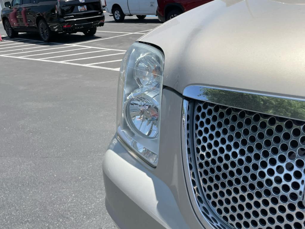 used 2008 GMC Yukon XL car, priced at $7,900